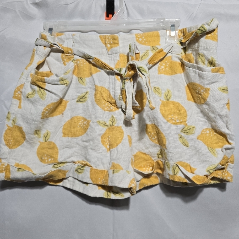 Loft outlet lemon shorts
